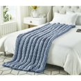 thumbnail image 2 of Cozy Tyme Cozy Jeté Tricoté Keon - Extra Doux, 2 of 10