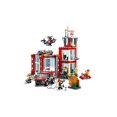 thumbnail image 3 of LEGO City La caserne de pompiers 60215, 3 of 5