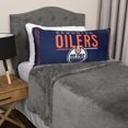 thumbnail image 2 of Oreiller de Corps LNH Edmonton Oilers, 2 of 2