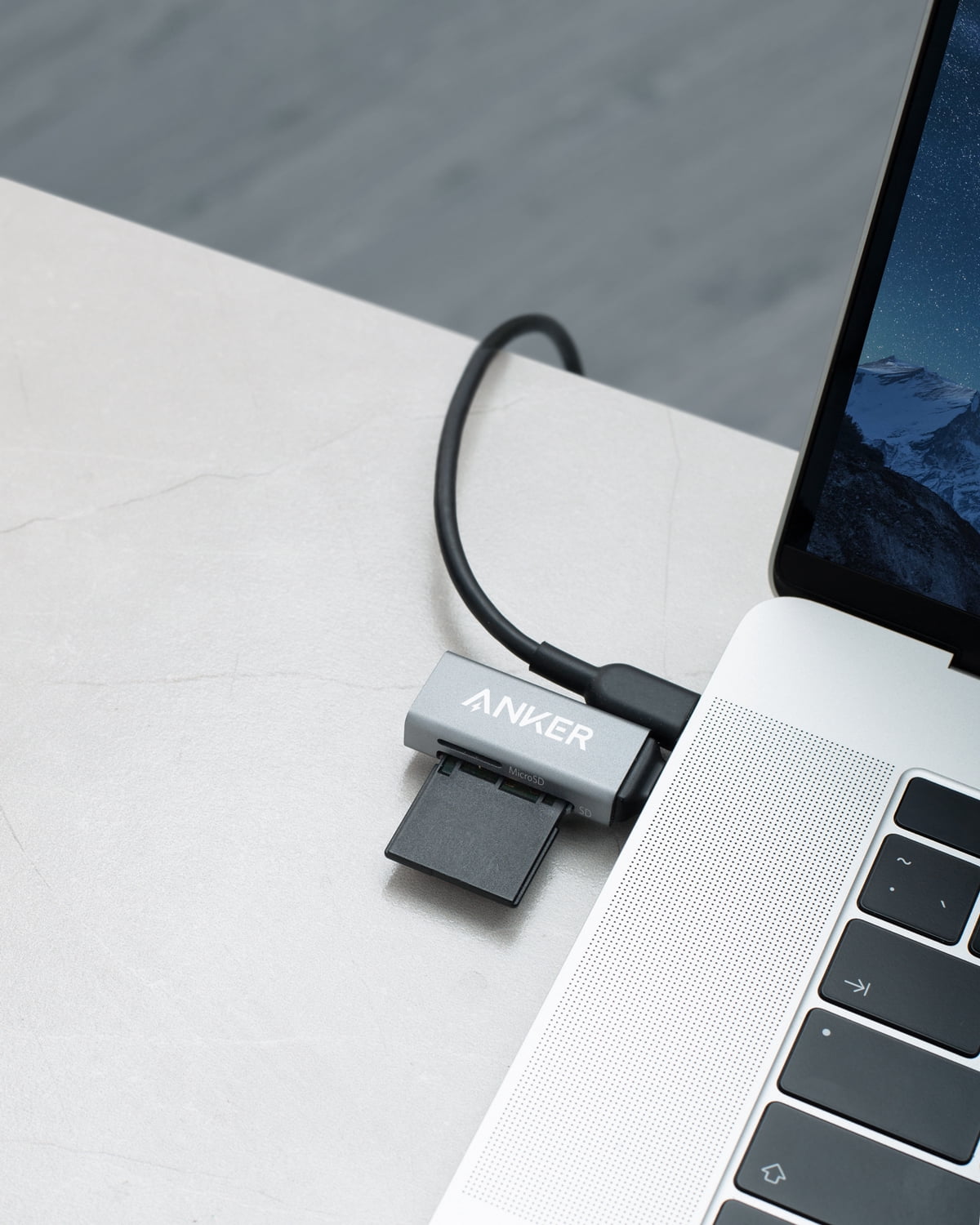 Anker USB-C Card Reader