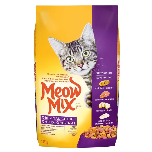 Meow Mix Cat Food Original Choice 1.42 kg dry cat food bag with a tabby cat on yellow and purple packaging, featuring chicken, salmon, turkey, and ocean fish flavors for complete nutrition with antioxidants and essential nutrients.