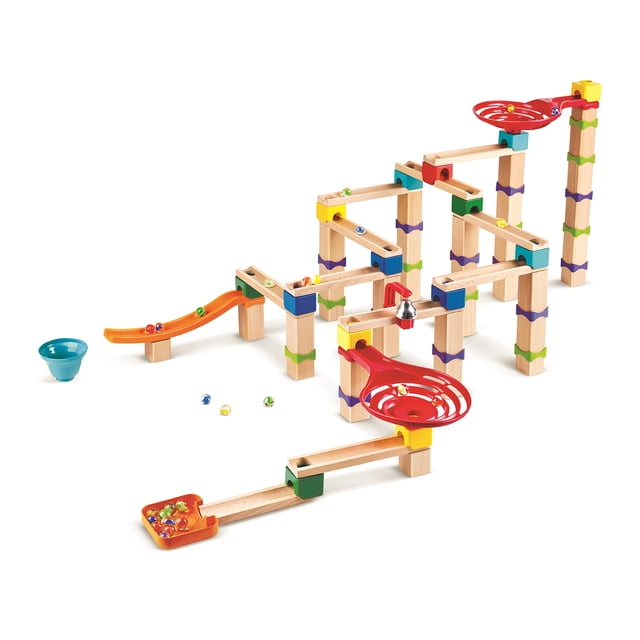 Hape Marble Mayhem Do It Yourself Ensemble de Piste de Course en Bois en Marbre à Construire, Vue Centrée Orientée vers l'Avant d'Un kit de Piste en Marbre Multicolore en Bois de Hêtre avec Blocs en Bois Empilés, Pièces de Piste Courbes et Droites, Billes en Verre, un Entonnoir en Spirale, Rampe Coulissante, Saut en Marbre, Cloche-et-seau, et 18 Dominos Mis en Scène pour une Réaction en Chaîne; Piste en Marbre en Bois Bricolage Souvent Utilisée comme Activité STIM Pratique pour Construire la Planification et la coordination