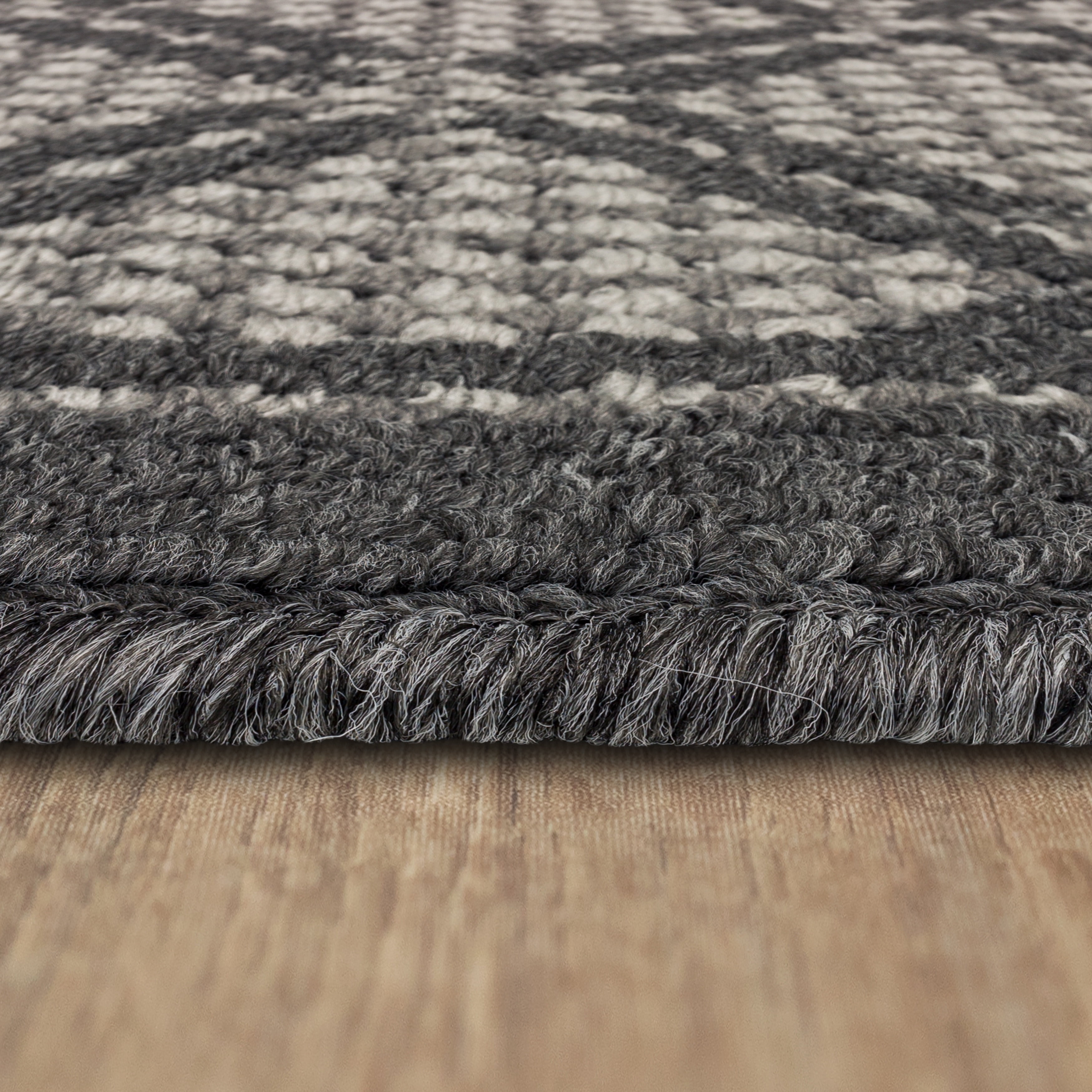 Mainstays SHEFFIELD Contemporary Geometric Pattern Tufted Grey, Machine Washable Accent Scatter Mat 31x45, Ideal for Hallway, Bedroom, Kitchen, and Laundry Room