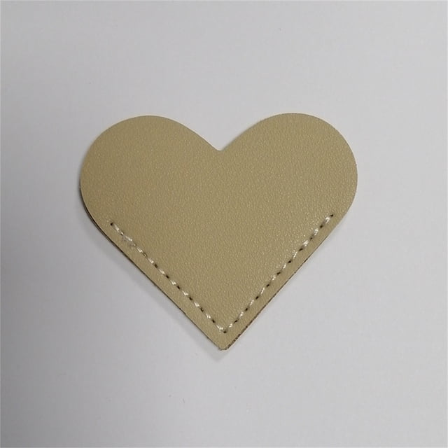LSLJS Leather Bookmark Heart-Shaped Page, Bookmark, Heart-Shaped Page Corner , Cute Bookmarks Accessories for Women Present Reading Book Lovers, Bookmark