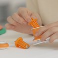 thumbnail image 2 of Fiskars 111310 Coupe-Cercle en Tissu, 2 of 9