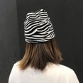 thumbnail image 3 of Bonnet d'Hiver Doux Mode Chaud Zèbre Vache Léopard Imprimé pour Femmes, 3 of 7