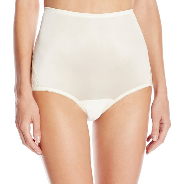 Vanity Fair Womens Perfectly Yours Lace Nouveau Brief, 5, Candleglow