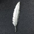 thumbnail image 4 of KLKCMS Broche Vintage en Alliage en Forme de Feuille Plume Épingle de Mariage Corsage, 4 of 7
