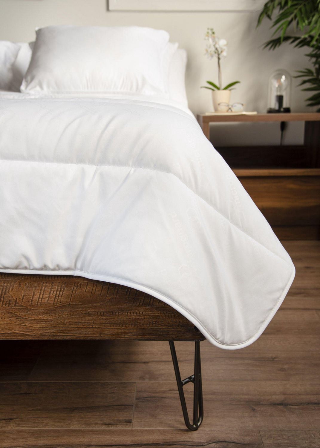 Sleep Guard Cotton and Polyester Duvet Queen