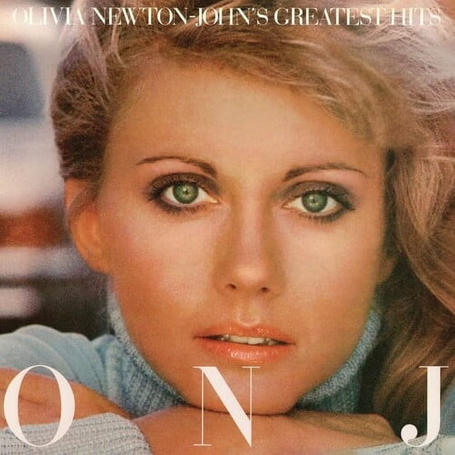 Olivia Newton-John's Greatest Hits Édition de Luxe Pochette d'Album avec le Titre en Texte Blanc en Haut. le design Présente des Tons Chauds et une Imagerie Partielle d'Une Personne au Visage Flou. Cette collection Remasterisée Comprend les Succès pop Emblématiques d'Olivia Newton-John de 1971 à 1976, Tels Que « I Honly Love You » et « Have You Never Been Mellow », Certifié double Platine aux É.-U.
