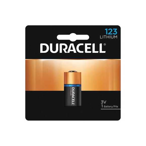 8 x Duracell DL123A / Cr123A 3 Volt Lithium Batteries (On a Card)