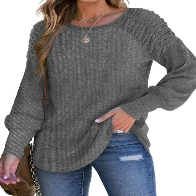 Stylish and Warm Women‘s Pullover with Ruched Detailing