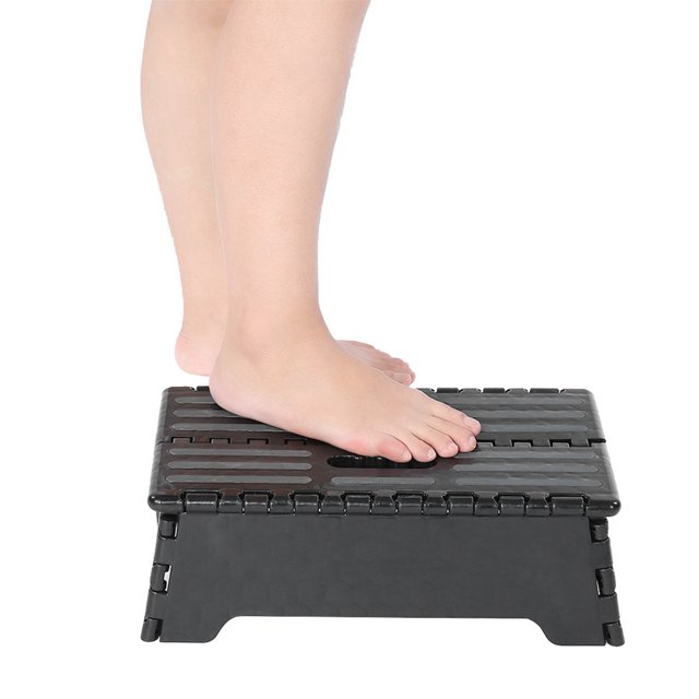 Folding Step Stool, Portable Step Ladder with Non Slip Grips, Large Platform, 300 Lb Loading Capacity, Made of Plastic, for Elderly, Pregnant, Bathroom Travel Use