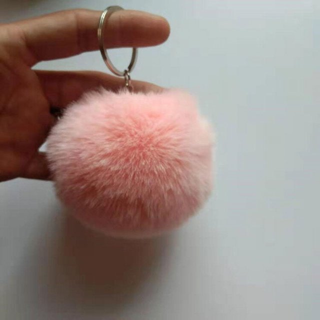 facefd Fuzzy Ball Keychain Supple Comfortable Lovely Key Rings Adorable Practical Key Chains Women for Children Adults Elderly Students Pink 6cm