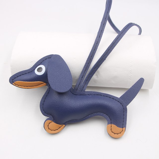Leather Dachshund Keychain with Rope Handmade Sausage Dog Bag Charm for Phone Case, Car Keys & Pet Lover Accessory