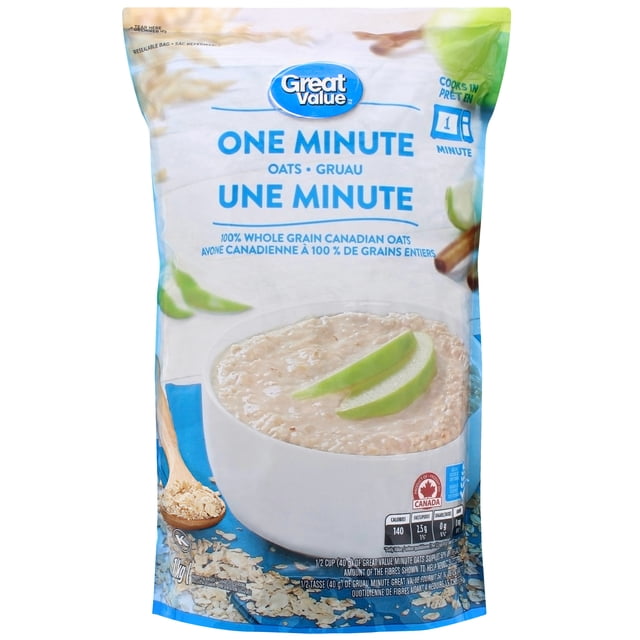 Great Value One Minute Oats Sac Refermable Présentant de l'Avoine Canadienne 100 % à Grains Entiers, avec une Vue de devant d'Un Bol de Gruau Chaud Garni de Tranches de Pomme Verte et une Cuillère en Bois avec de l'Avoine sur une surface Bleue, Mettant en Valeur une Gruau à Cuisson Rapide Riche en Fibres pour Aider à Réduire le Cholestérol, Idéal pour des Déjeuners Nutritifs Rapides.