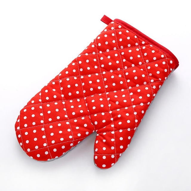 TIMIFIS Oven Mitts Kitchen Accessories featuring a red polyester material with white polka dots and a quilted design. The mitt has a non-slip grip for safe handling of hot pots and pans, measuring approximately 26 x 16 cm. Suitable for kitchen use, barbecues, and camping.