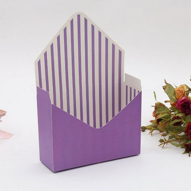 Folding Hand Holding Envelope Box Teacher‘S Day Gift Box Flower Packaging Box Flower Arrangement Box White Cardboard
