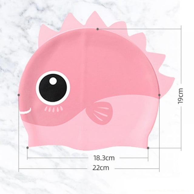 Bangus Bonnets de Bain Mignons avec Animaux pour Enfants, Conçus avec un motif de Poisson Rose Présentant de Grands Yeux de Dessin Animé et des Détails d'Aileron. Faits de silicone de Qualité Supérieure, Ce Bonnet Est Doux, Élastique et durable, Offrant une protection Imperméable pour les Cheveux et les Oreilles. Mesurant 22 cm de large et 19 cm de Haut, Il Convient à la Plupart des Formes de Tête des Enfants. Parfait pour la Natation, la Marche dans l'Eau et les Bains de Sources Thermales, et un Ajout Amusant à l'Équipement de Natation