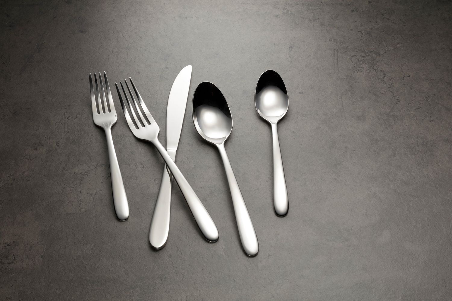 Cambridge Haledon Mirror 77 Piece Flatware Set