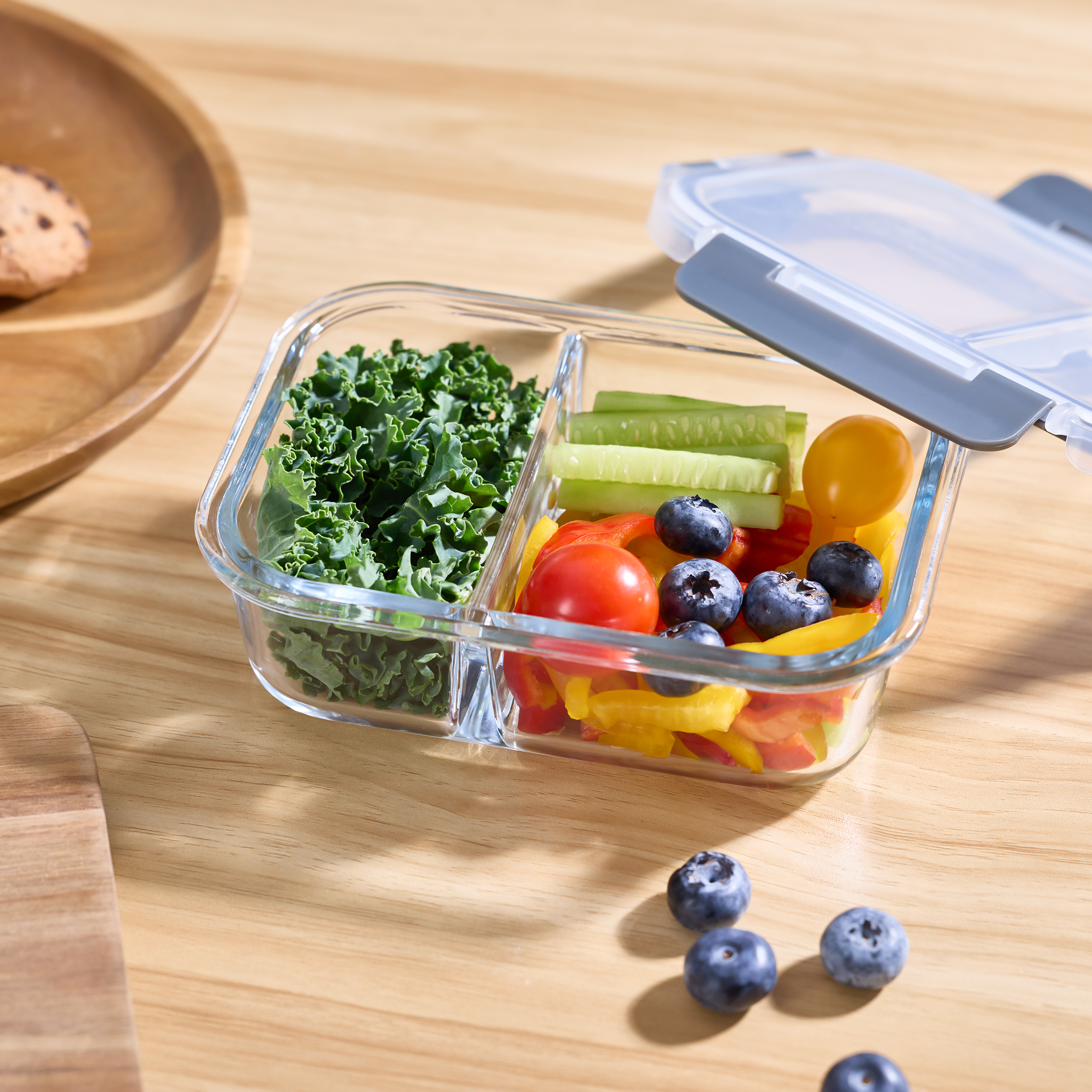 Mainstays Rectangle Glass Food Storage Container with Divider 590ML