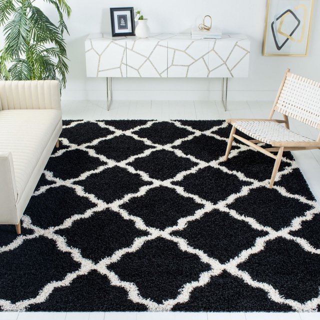 Safavieh Dallas Logan Geometric Shag Area Rug