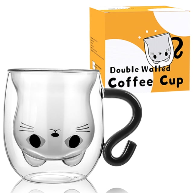 Tasse en Verre à Double Paroi avec Chat Mignon au design Ludique de Chat Noir, Fabriquée en Verre Épais 100 % borosilicate. Cette Tasse à Café Présente une Isolation à Double Paroi, une Poignée Noire en Forme de Queue de Chat, et Est Résistante à la Chaleur et Compatible Micro-Ondes. Parfaite pour les Boissons Chaudes Ou Froides, Elle Est Livrée avec une Boîte-Cadeau orange Ornée de Graphiques à Thème Chat, Ce Qui en Fait la Vaisselle de Boisson Idéale pour les Amoureux des Chats.
