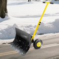 thumbnail image 1 of Pousse-neige de 29 Po avec Roues Lame en Acier Robuste Pelle à Neige pour Entrée Hauteur et Angle Réglables Poignée Outil Ergonomique de Déneigement Bleu, 1 of 1