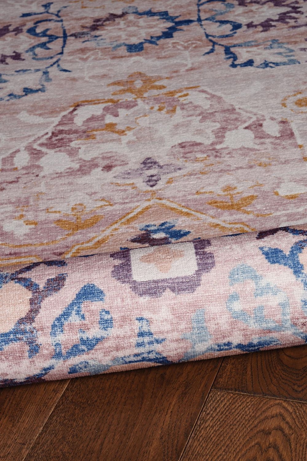Tapis d'appoint lavable Micah 2 pi x 3 pi ivoire et or