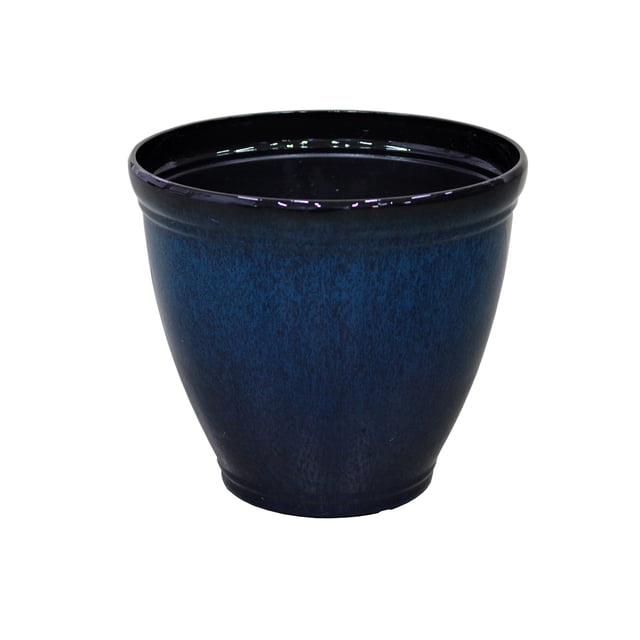 Mainstays Jardinière Ronde de 9 Pouces en Résine Recyclée Bleu Dégradé avec Fini Glaçure Bleue Lustré et Forme Ronde Effilée, Fabriquée en Polyéthylène durable et recyclable avec Trous de drainage, Convient au Jardinage Intérieur Ou Extérieur et Est Souvent Utilisée comme pot Décoratif pour Fines Herbes.