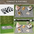 thumbnail image 4 of Outsunny Tapis Extérieur Réversible pour VR, Noir et Blanc, 4 Pieds x 6 Pieds, Imperméable, Résistant aux UV, 4 of 10