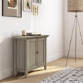 thumbnail image 2 of Armoire de Rangement Basse Transitionnelle Redmond en Bois Massif de 32 Pouces en Gris Vieilli, 2 of 8