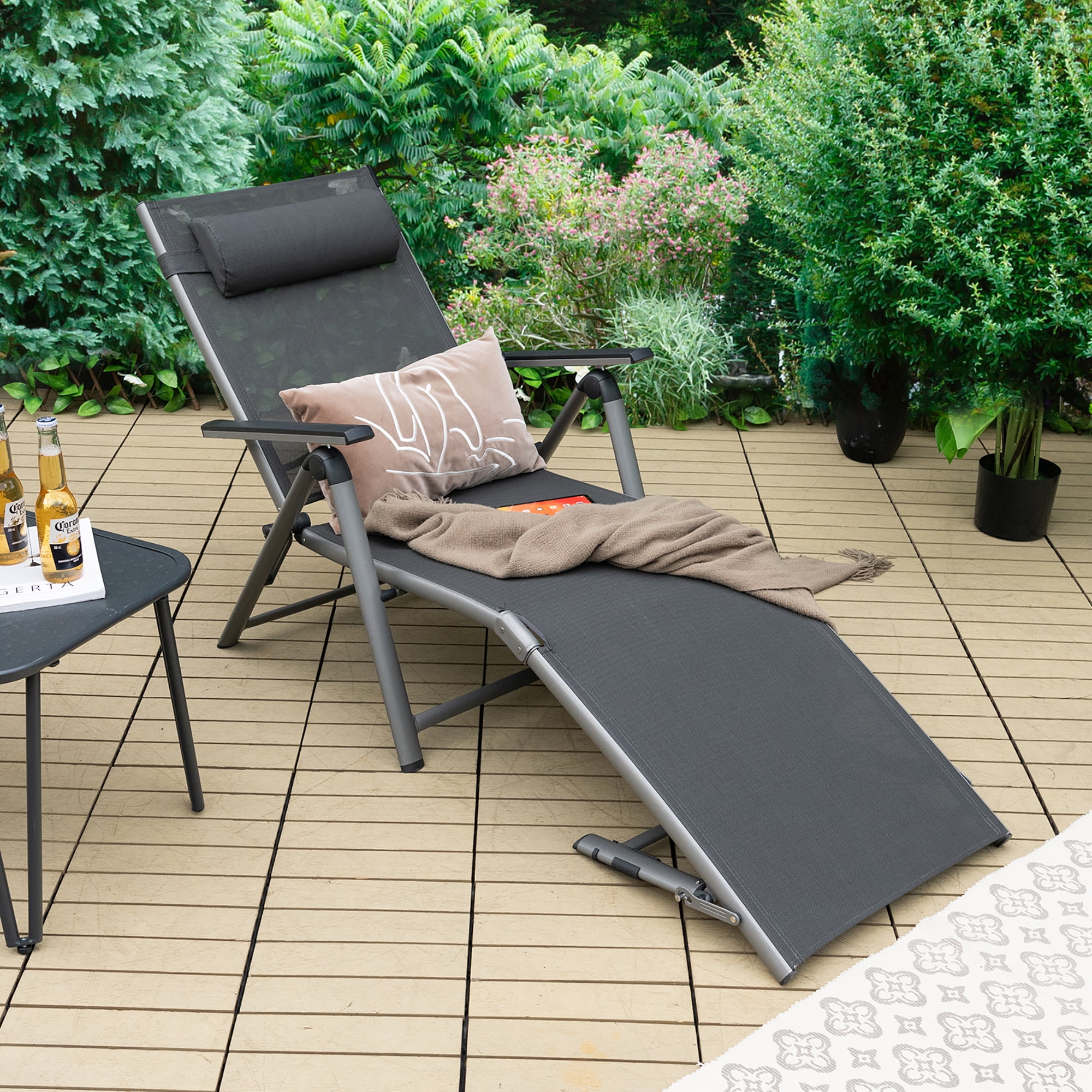 Costway Chaise Longue Pliante de Patio en Aluminium, Dossier Réglable, Accoudoirs, Appuie-Tête