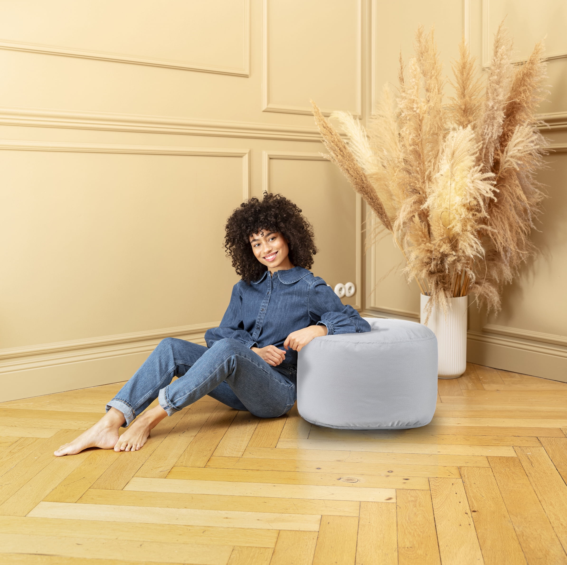 Pouf intérieur/extérieur Gouchee Home Soleil – Pouf argent hydrofuge rembourré de billes de polystyrène, léger et résistant, pour terrasse, balcon ou salon