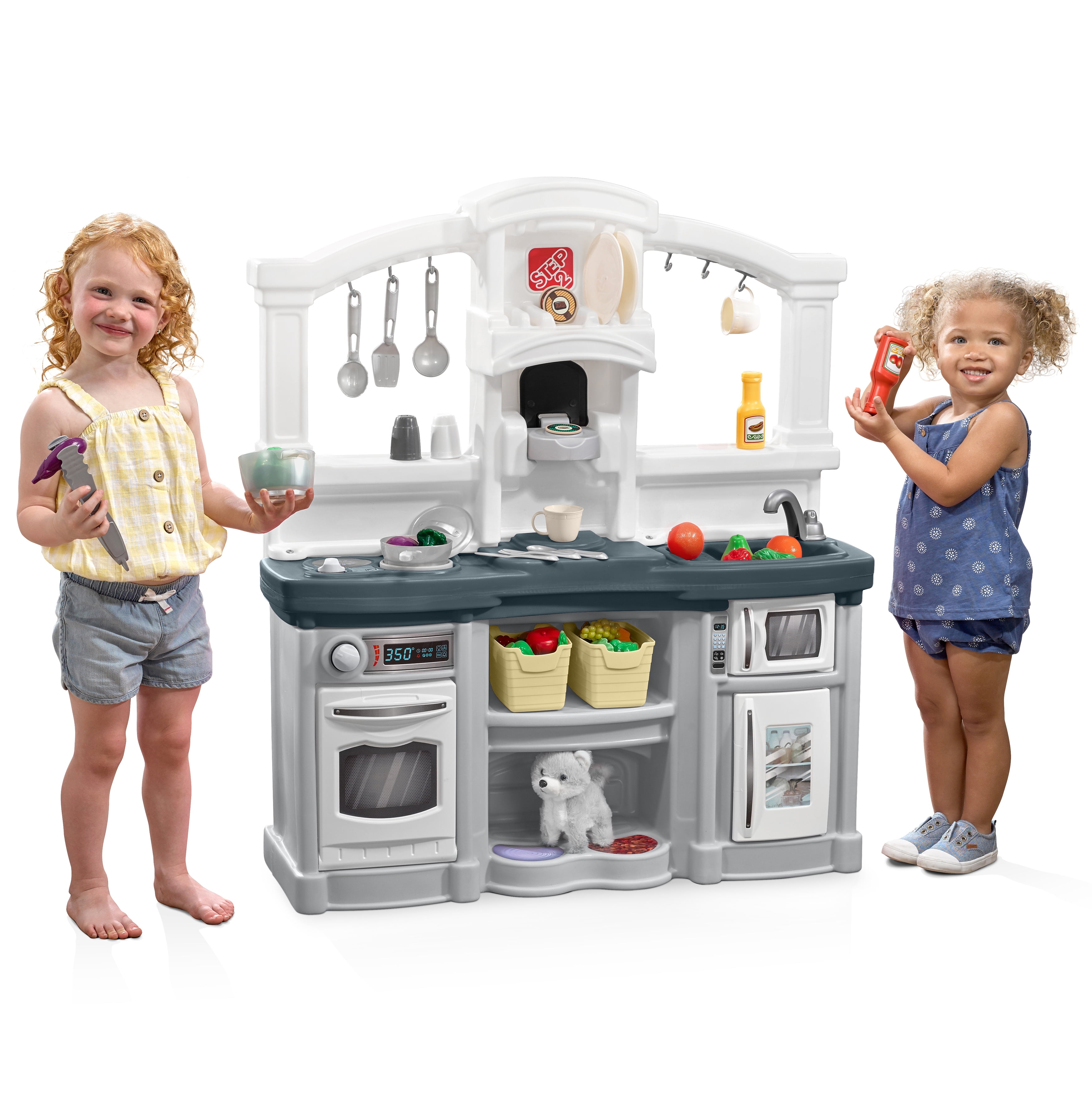 Step2 Fun with Friends – Cuisine pour tout-petits (Gris) – Inclut des accessoires – Pour les enfants de 2 ans et plus