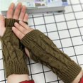 thumbnail image 1 of Harpily Women's Winter Knitted Stretch Keep Warm Riding Gloves with Mobile Phone, 1 of 4