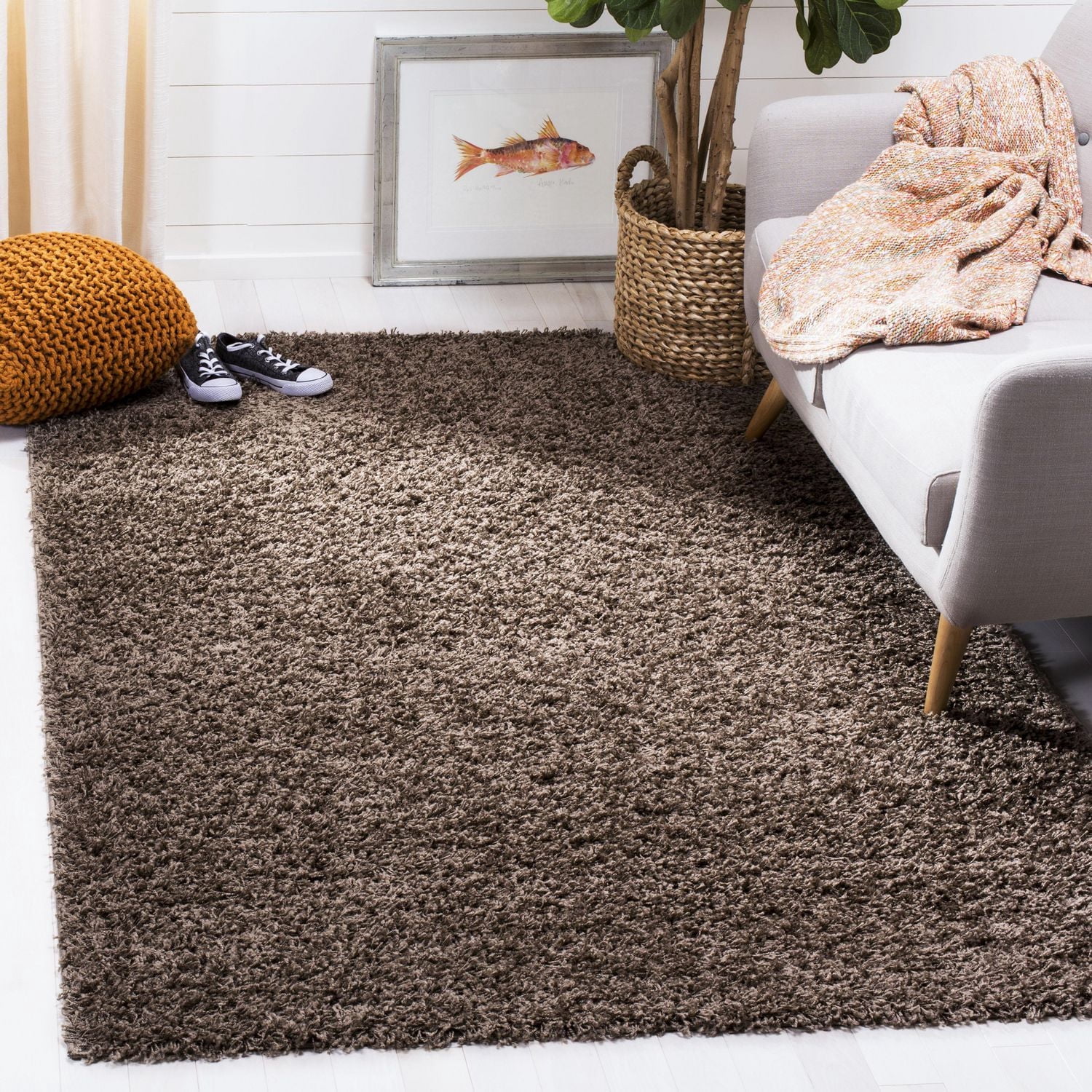 Safavieh Athens Solid Plush Shag Area Rug