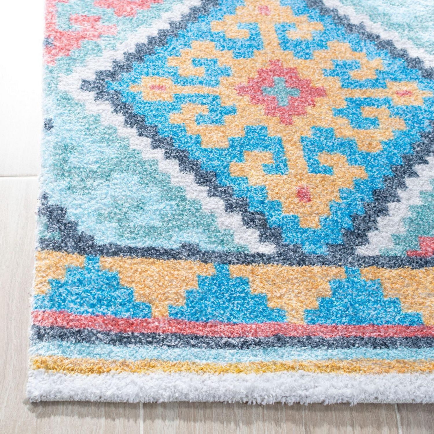 Safavieh Saffron Franklin Geometric Area Rug