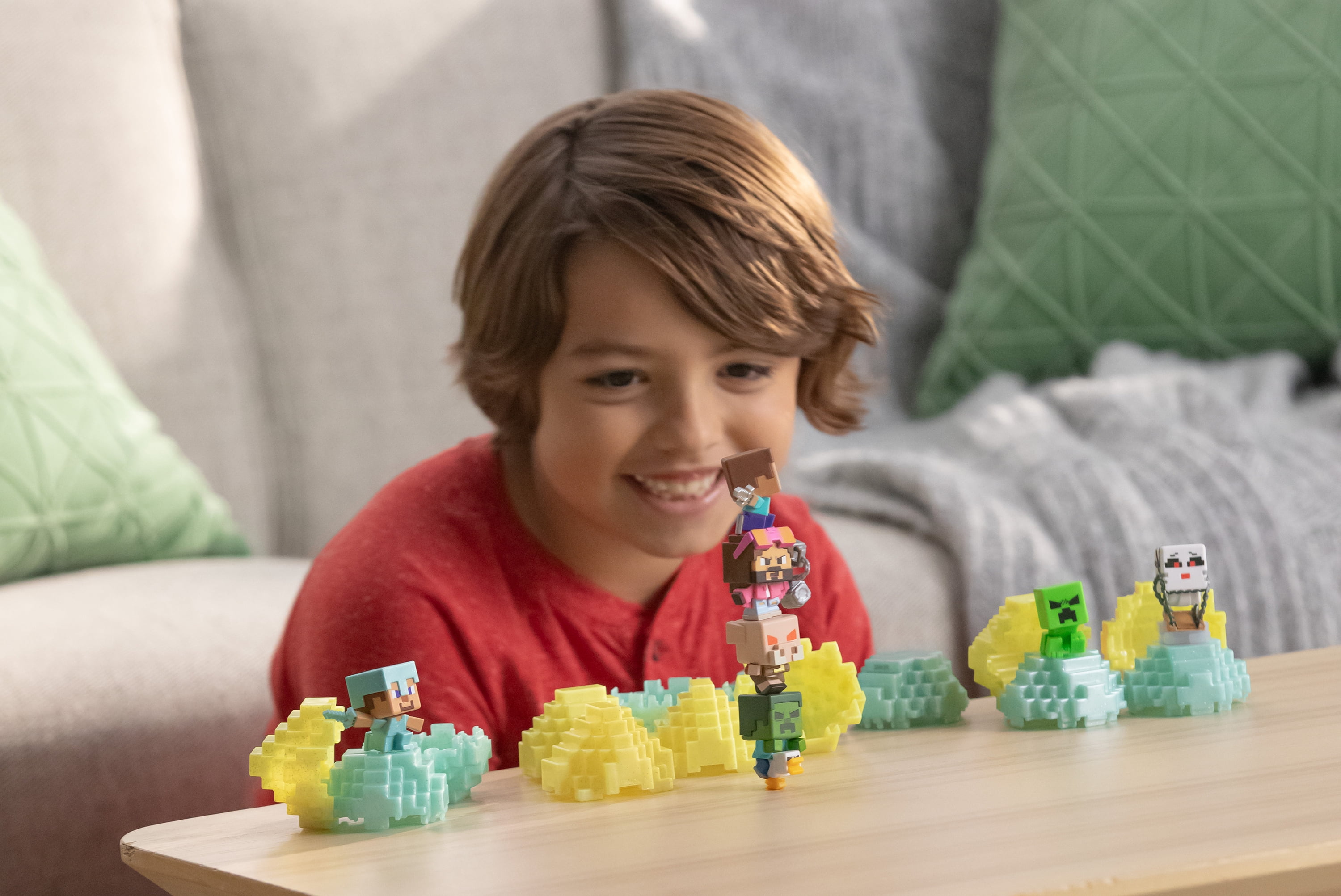 Minecraft Mini Mode Spawn Egg Steve in Shining Armor with Surprise Mini Figure Inspired the Movie