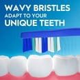 thumbnail image 3 of Oral-B Cavity Defense Brosse à Dents, Moyenne, 3 of 10