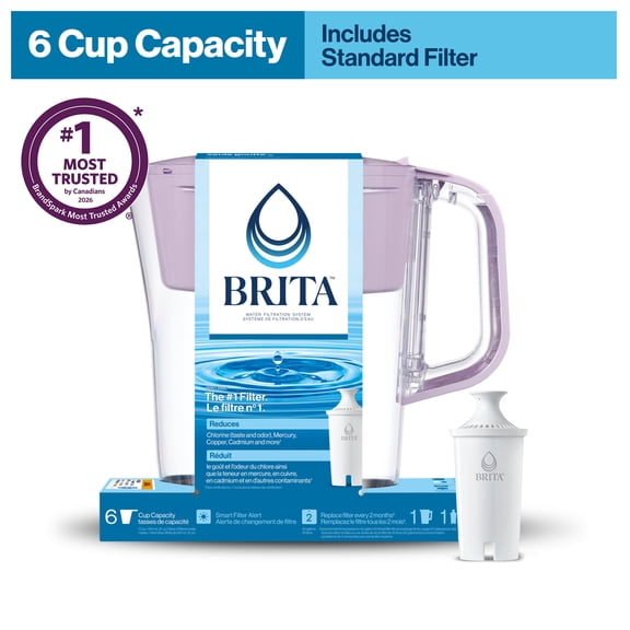 Petit pichet de filtration d’eau Denali de Brita® d’une capacité de 6 tasses avec 1 filtre Brita® standard, sans BPA, lilas vaporeux