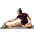 thumbnail image 2 of Tapis de yoga en PVC imprimé chevron 6 mm, 2 of 9