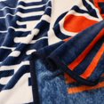 thumbnail image 3 of Plaid numérique NHL Edmonton Oilers, 40 x 50 po, 3 of 5