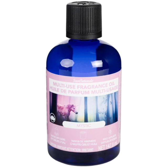 ScentSationals Huile Parfumée Multi-Usage - Mystique dans une Bouteille en Verre Bleue avec Bouchon Nervuré Noir et Étiquette Rose Mettant en Vedette une Forêt Mystique et une Licorne, Conçue pour des Réchauffeurs Électriques, des Diffuseurs Ultrasoniques, des Diffuseurs à Anche et des Recharges de Désodorisant pour Personnaliser le Parfum d'Ambiance.