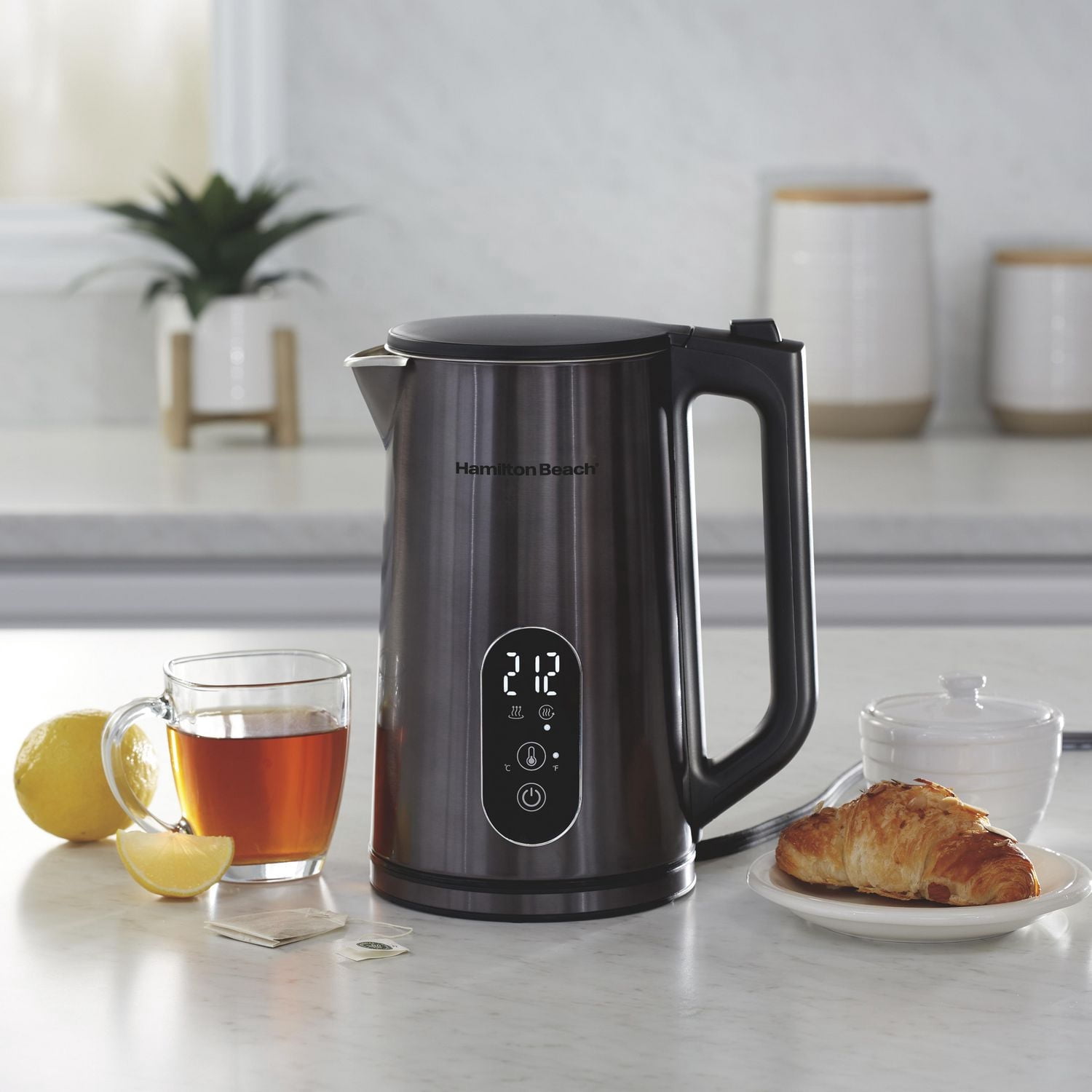 Hamilton Beach Digital Temperature-Control Electric Kettle, Double-Wall Stainless Steel, 1.7L, 1500 Watts, Black, 40851
