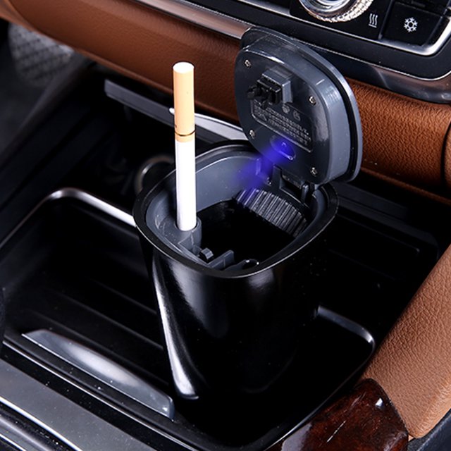 XZNGL Car Solar Ashtray Multifunctional Universal Car Interior Ashtray Personality Covered Ashtray With LED Light