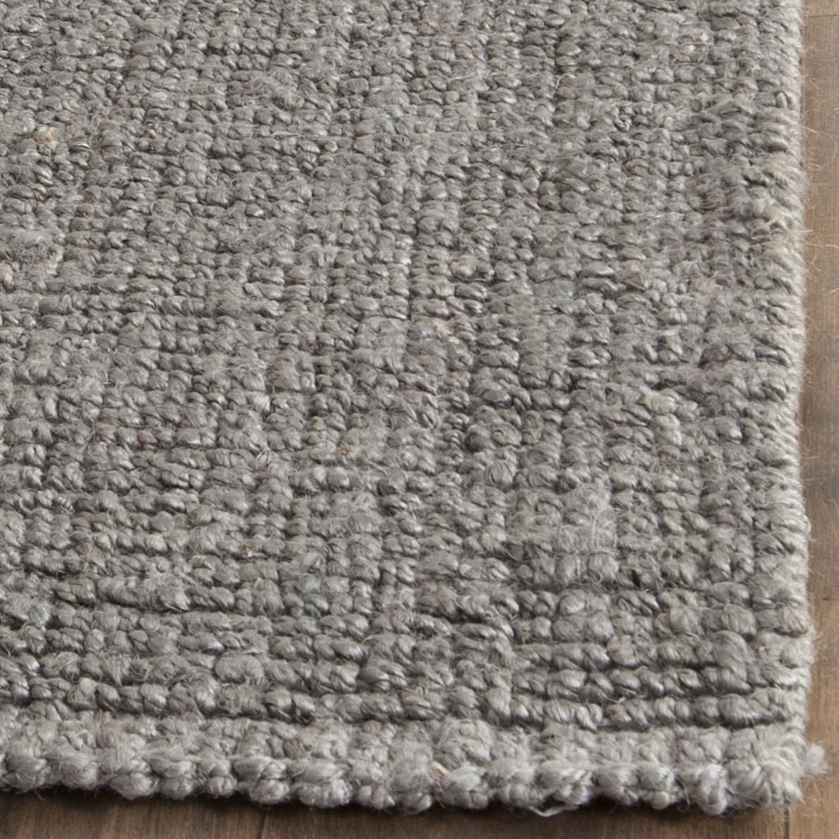 Safavieh Natural Fiber Levi Braided Area Rug