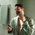 thumbnail image 4 of MANSCAPED® Apaisant pour le Visage et le Rasage, Sérum après-Rasage pour Hommes Infusé d'Algues Rouges et de Vitamine B3 pour Rafraîchir, Apaiser et Hydrater, 28 ml, 4 of 6