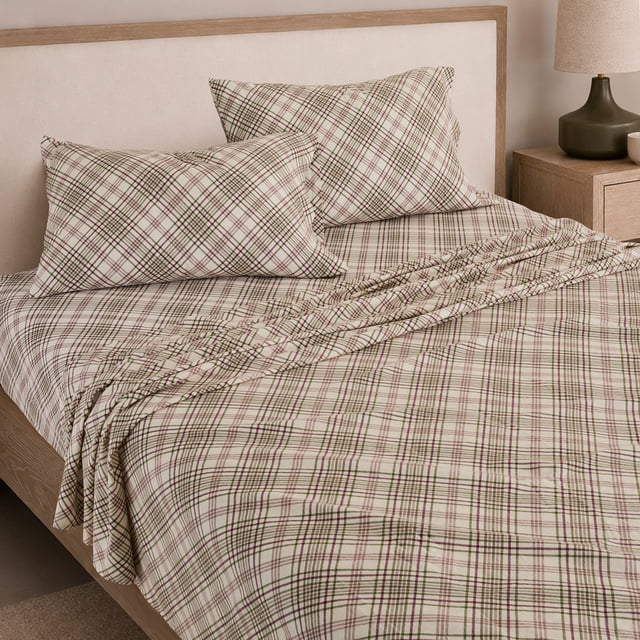 Mainstays Double Flannel Sheet Set 100% cotton flannel brushed for extra softness; 4-piece double set with flat sheet 81 x 96 in. (206 x 244 cm), fitted sheet 54 x 75 in. + 14 in. depth (137 x 191 cm + 35.6 cm) and two 20 x 30 in. pillowcases (51 x 76 cm); fits mattresses up to 14 in. deep; often used for guest beds or as a cosy reading-nook cover.