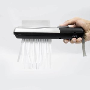 Papier portable Shredder Outil de coupe métal Coupe papier portatif Recyclage de piles de papier Déchiquetage de bureau droit pour Bills Paper